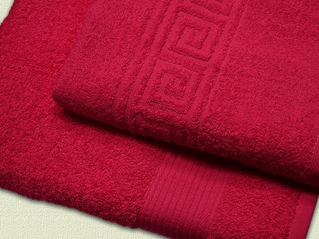 Полотенце махровое (цвет 212 - малиновый) ― Тaко-Текстиль
